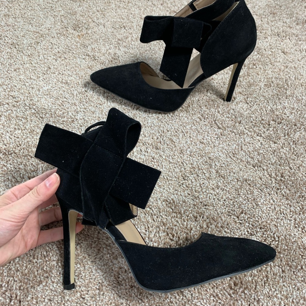 Black bow stilettos